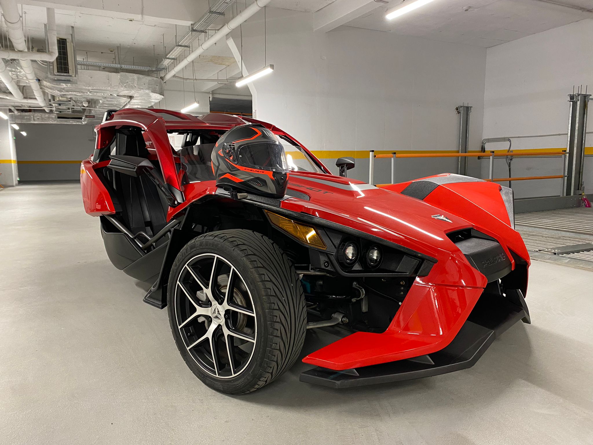 Polaris-slingshot-2017-1.jpg Roadster Polaris Slingshot SL - imagine 1